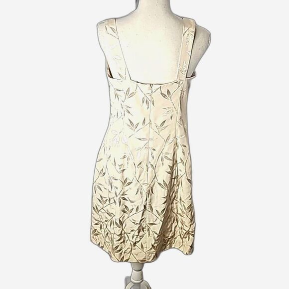 Mini Dress Party Elegant Embroidered Front Side Slit Ivory Size 12 - Picture 3 of 5